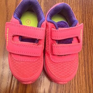 KangaROOS Children's Shoes Size 5  BRAND NEW